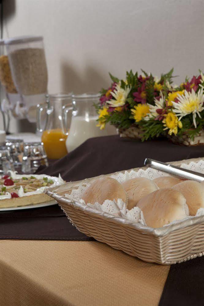 Hotel Real Linares Εξωτερικό φωτογραφία